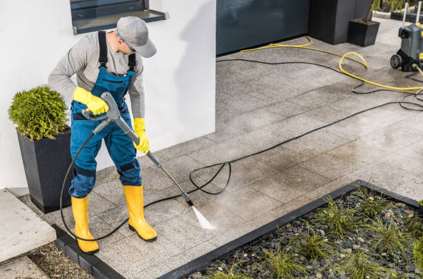 Best Commercial Building Pressure Washing  in Dyer, TN